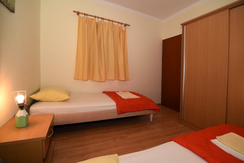 Apartments Coric Baška Voda Exterior foto